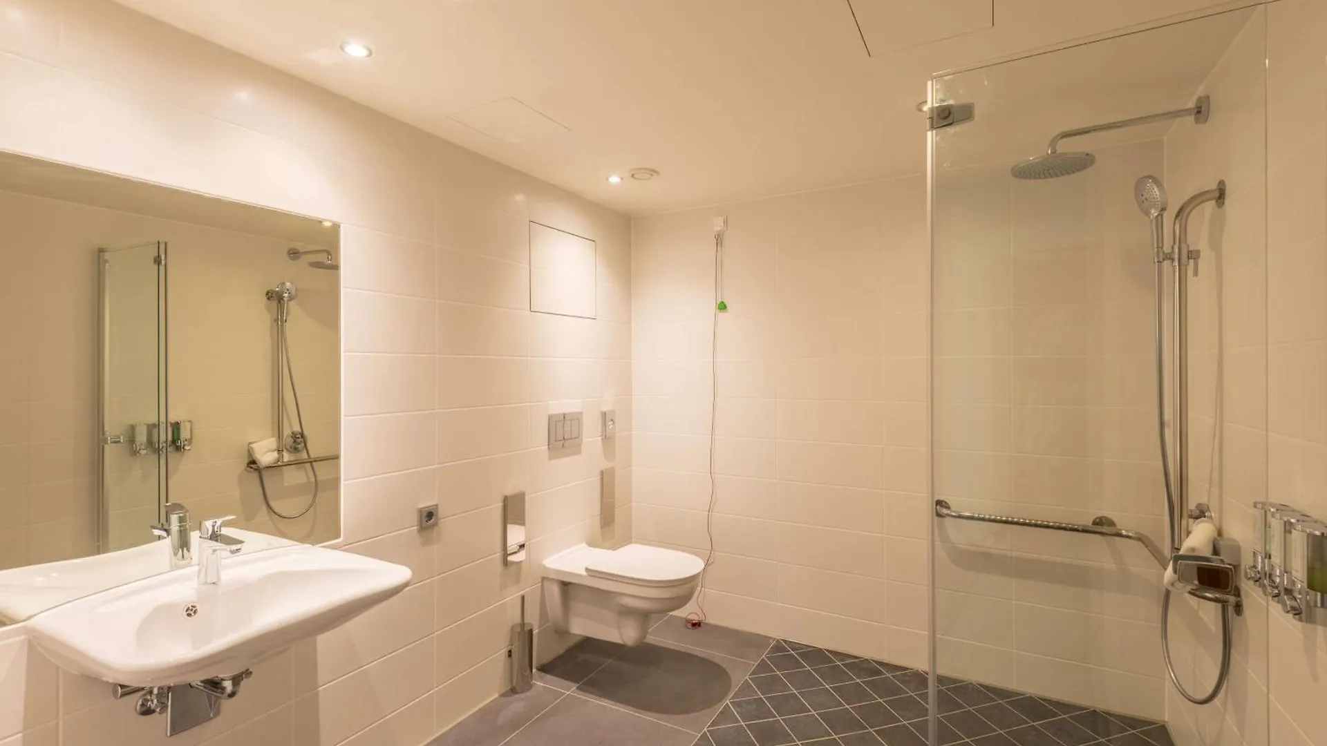 Hampton By Hilton Munich City West Hotel