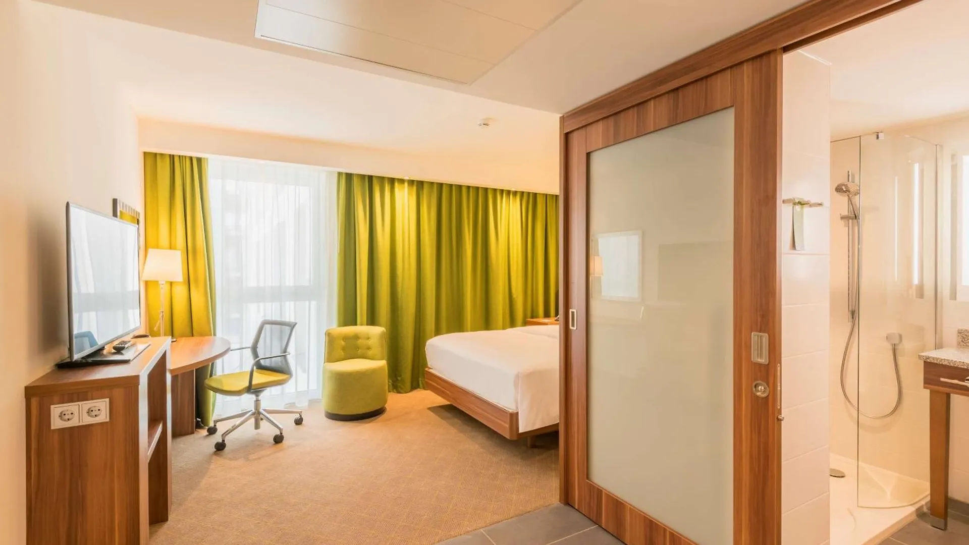 Hotel Hampton By Hilton Munich City West